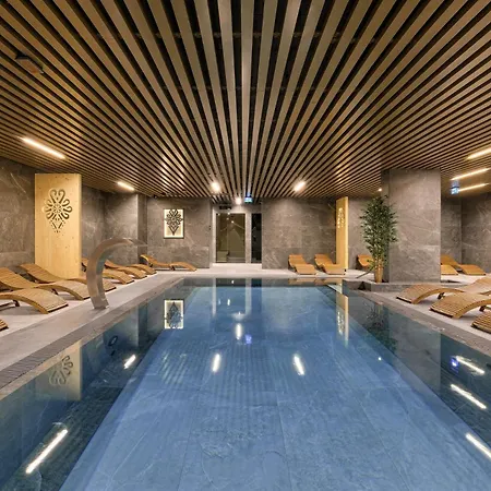 Black Mountain & Spa, Odkryj-bialke Aparthotel