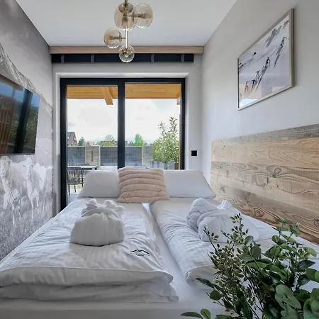 Aparthotel Black Mountain & Spa, Odkryj-bialke 4*