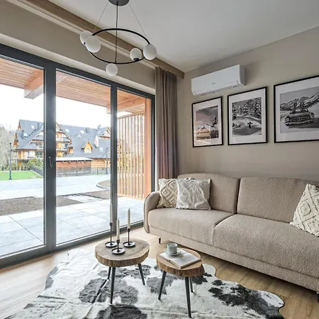 Aparthotel Black Mountain & Spa, Odkryj-bialke 4*